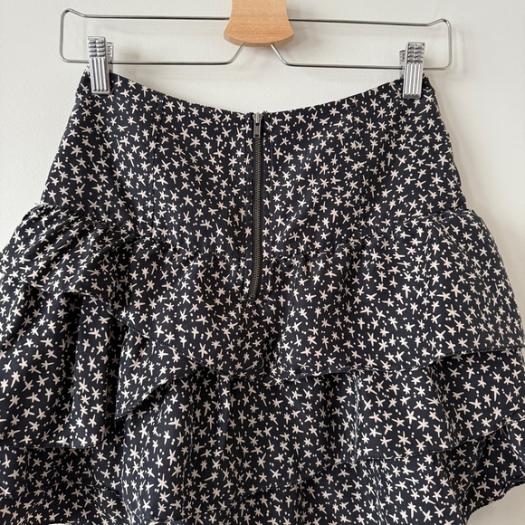 Aritzia-Black Star Patterned Ruffle Mini Skirt - Picture 4 of 6
